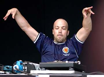 DJ Mylo in front of the crowd